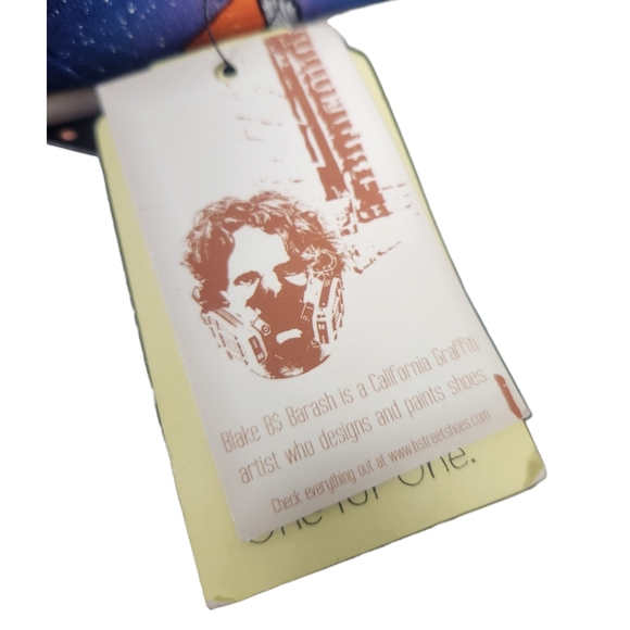 TOMS × B Street Shoes Custom Handpainted Galaxy Books Canvas Slip-on Shoes - Picture 10 of 10